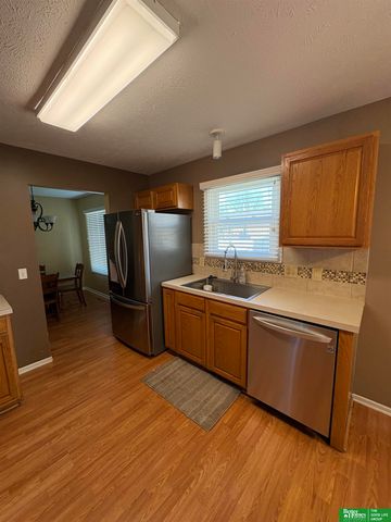 15304 Edna Street, Omaha, NE 68138