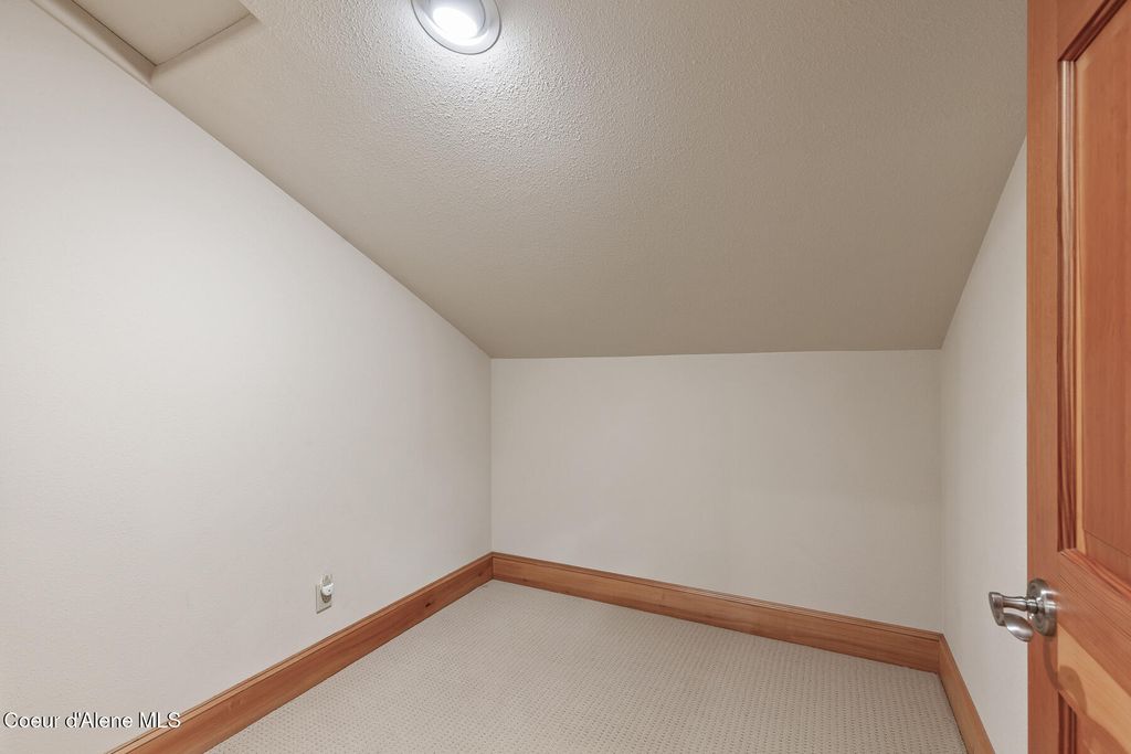 3361 Bottle Bay RD, Sagle, ID 83860 photo 17