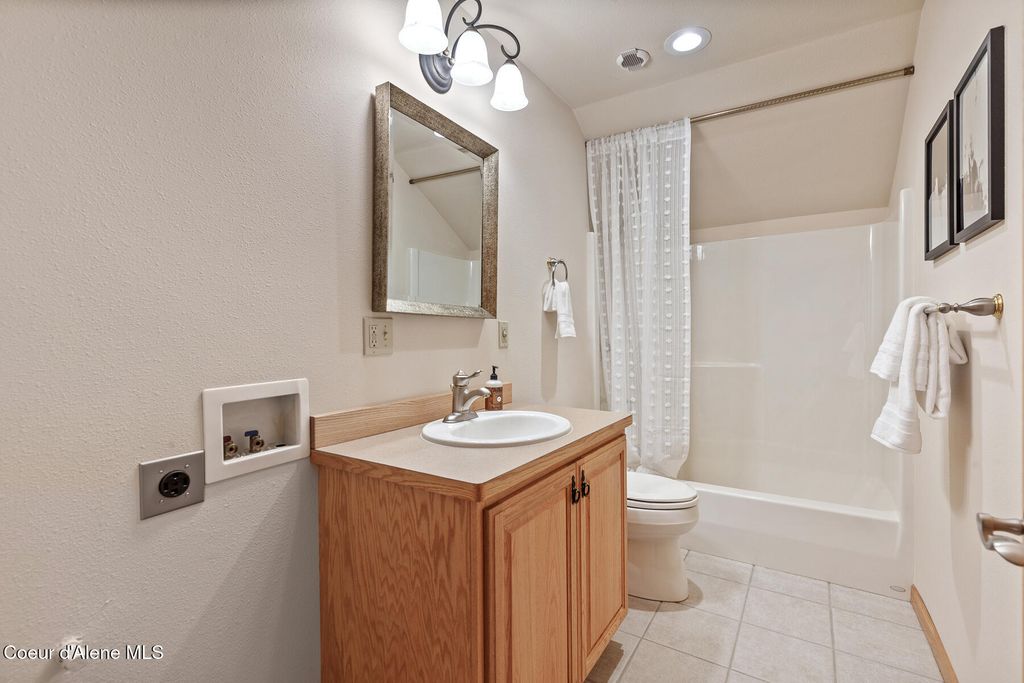 3361 Bottle Bay RD, Sagle, ID 83860 photo 21