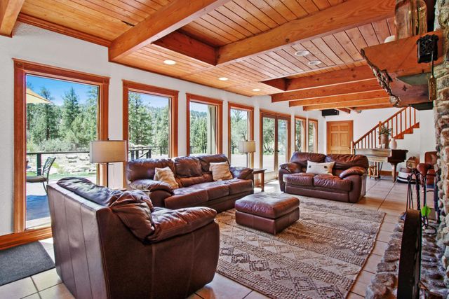 43630 Rainbow Lane, Angelus Oaks, CA 92305