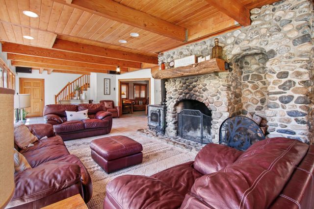 43630 Rainbow Lane, Angelus Oaks, CA 92305