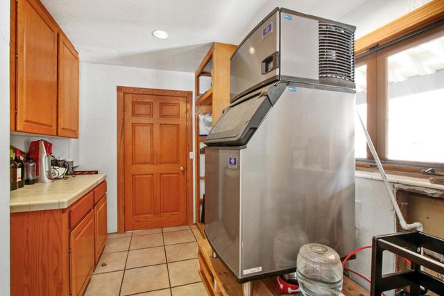 43630 Rainbow Lane, Angelus Oaks, CA 92305