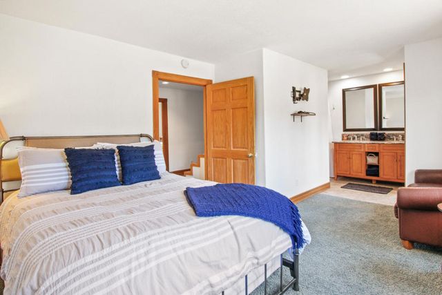 43630 Rainbow Lane, Angelus Oaks, CA 92305