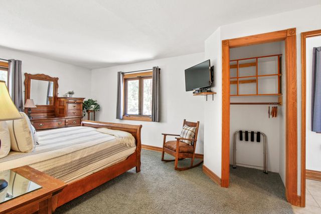 43630 Rainbow Lane, Angelus Oaks, CA 92305