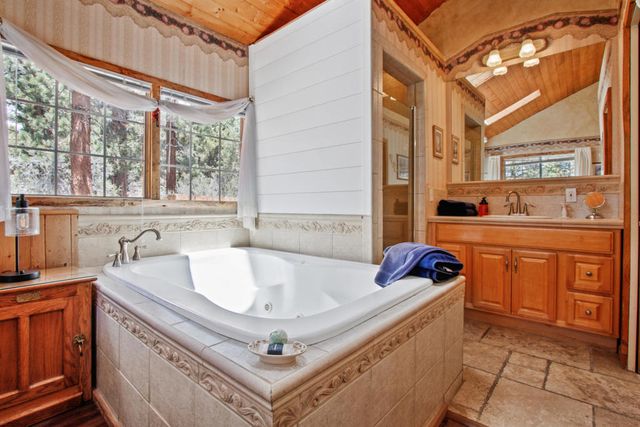 43630 Rainbow Lane, Angelus Oaks, CA 92305