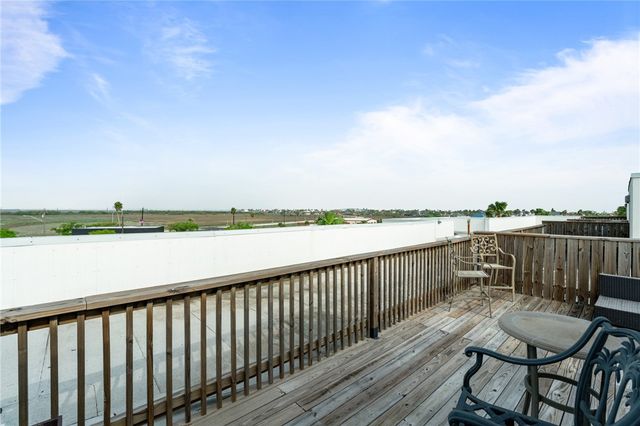 14514 E Cabana St 305, Corpus Christi, TX 78418