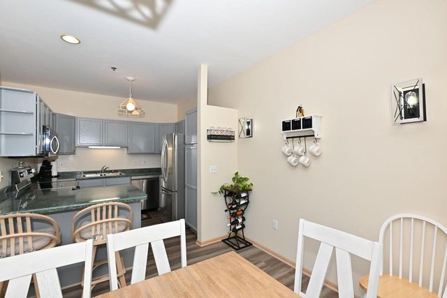 3120 S Toldt PARKWAY, West Allis, WI 53227