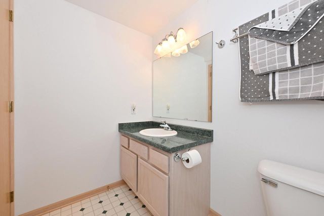3120 S Toldt PARKWAY, West Allis, WI 53227