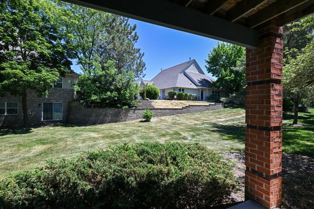 3120 S Toldt PARKWAY, West Allis, WI 53227