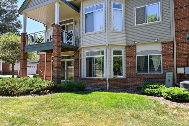 3120 S Toldt PARKWAY, West Allis, WI 53227