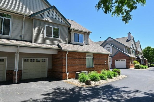 3120 S Toldt PARKWAY, West Allis, WI 53227