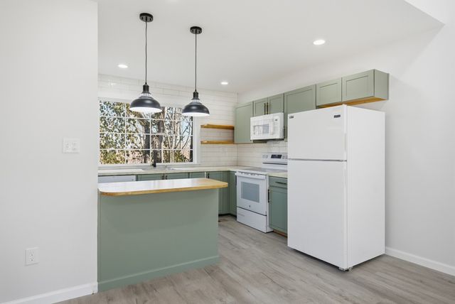 335 Columbia Ave, Centerville, TN 37033