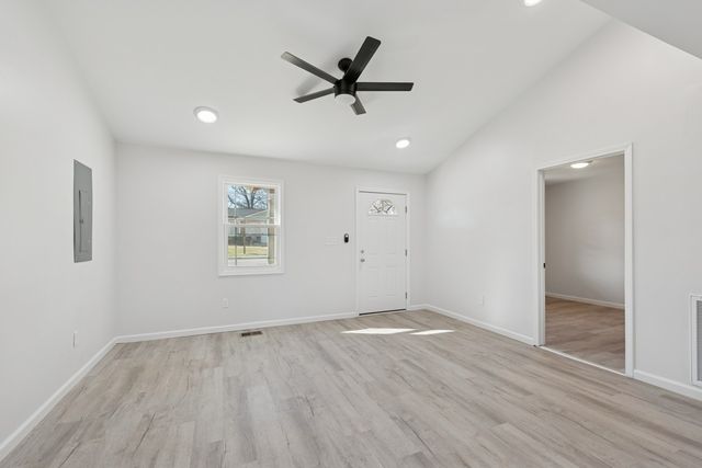 335 Columbia Ave, Centerville, TN 37033