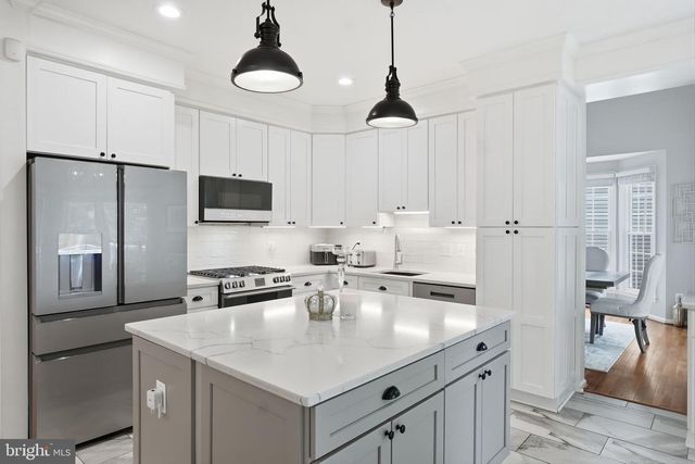 20618 BRIDGEPORT CT, Sterling, VA 20165