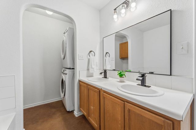 4516 Felicity LN, Austin, TX 78725