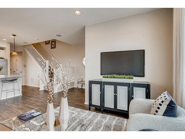 6820 Parterre Pkwy N 6, Thornton, CO 80602