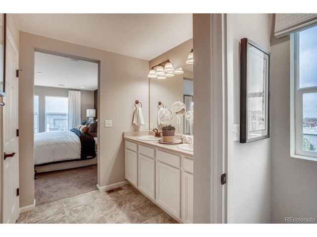 6820 Parterre Pkwy N 6, Thornton, CO 80602