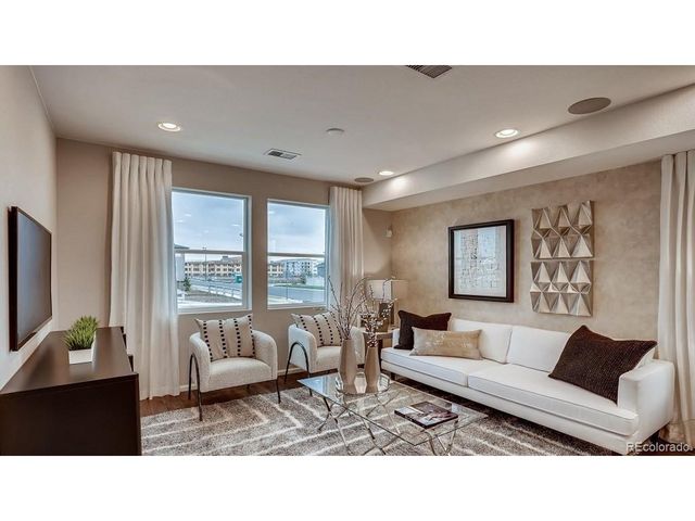 6820 Parterre Pkwy N 6, Thornton, CO 80602