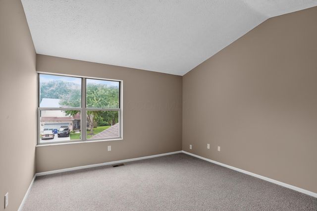 2893 Barrows Road, Columbus, OH 43232