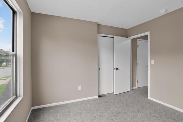 2893 Barrows Road, Columbus, OH 43232