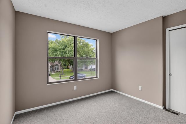 2893 Barrows Road, Columbus, OH 43232