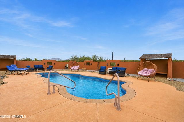 5083 Vista Chico Loop, Las Cruces, NM 88012