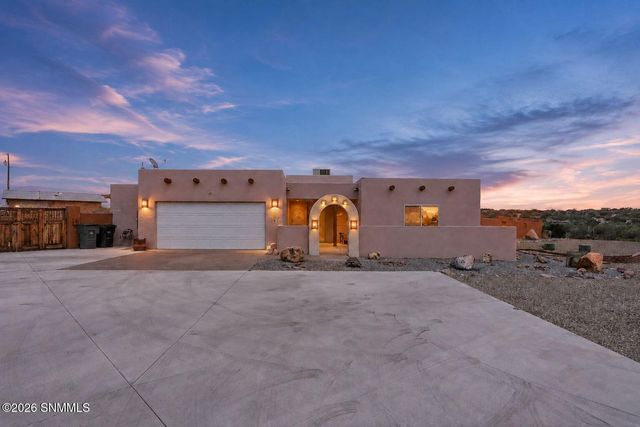 5083 Vista Chico Loop, Las Cruces, NM 88012