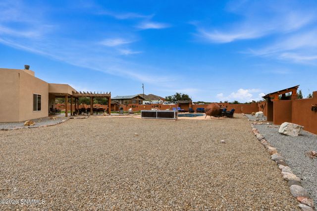 5083 Vista Chico Loop, Las Cruces, NM 88012