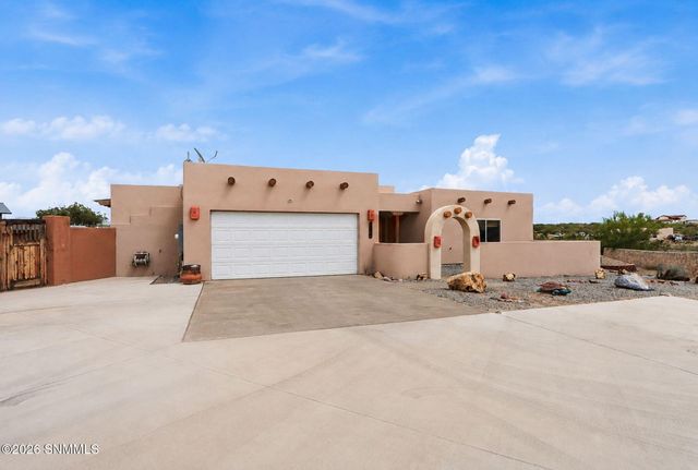 5083 Vista Chico Loop, Las Cruces, NM 88012