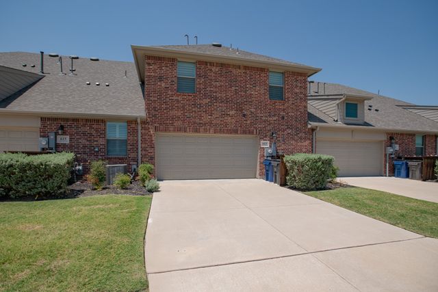 613 Cloverleaf Drive, Wylie, TX 75098