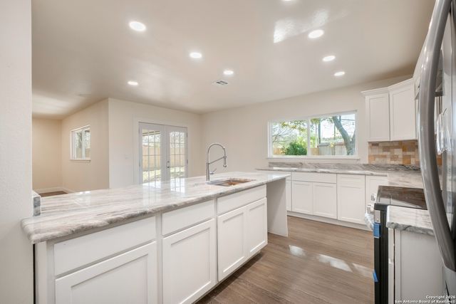 3330 Sackville Dr, San Antonio, TX 78247