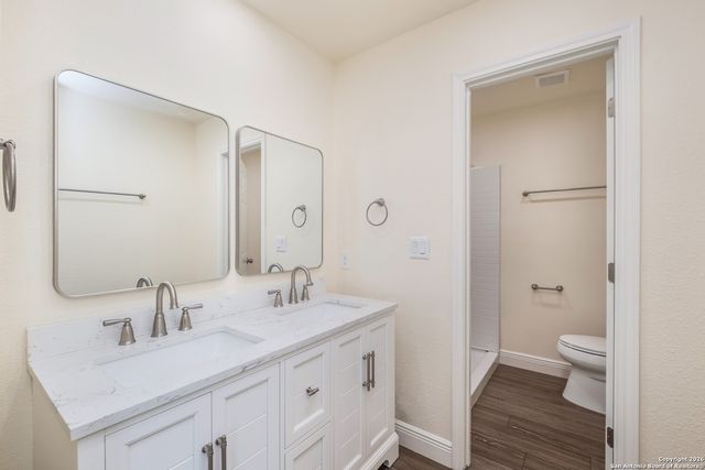 3330 Sackville Dr, San Antonio, TX 78247