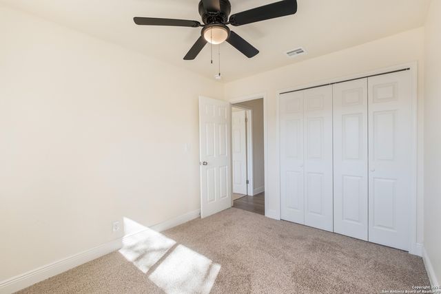 3330 Sackville Dr, San Antonio, TX 78247