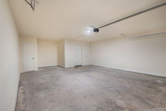 3330 Sackville Dr, San Antonio, TX 78247