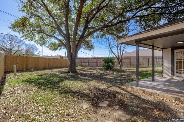 3330 Sackville Dr, San Antonio, TX 78247