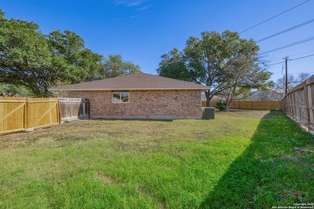 3330 Sackville Dr, San Antonio, TX 78247