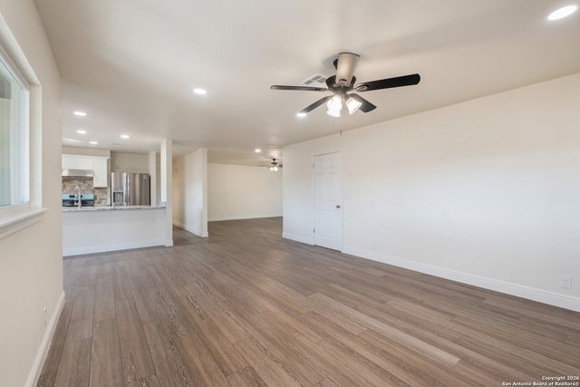 3330 Sackville Dr, San Antonio, TX 78247