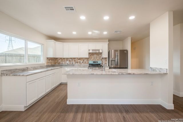 3330 Sackville Dr, San Antonio, TX 78247