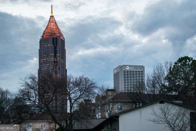19 Finch Trail NE, Atlanta, GA 30308
