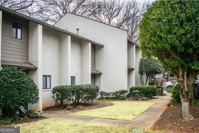 19 Finch Trail NE, Atlanta, GA 30308