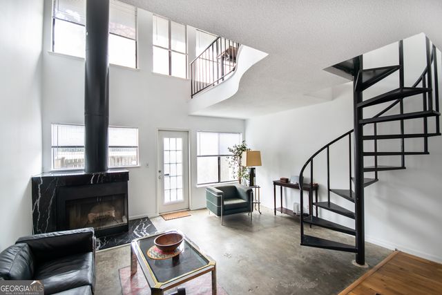 19 Finch Trail NE, Atlanta, GA 30308
