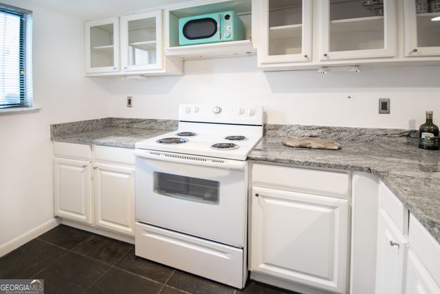 19 Finch Trail NE, Atlanta, GA 30308