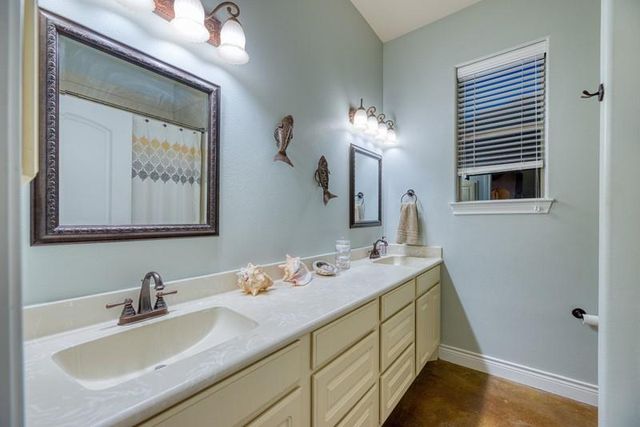 127 Anna Springs Lane, Montgomery, TX 77356