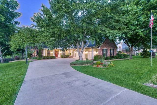 127 Anna Springs Lane, Montgomery, TX 77356