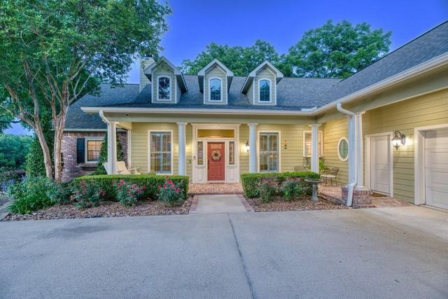 127 Anna Springs Lane, Montgomery, TX 77356