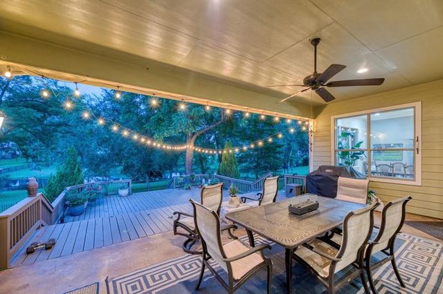 127 Anna Springs Lane, Montgomery, TX 77356