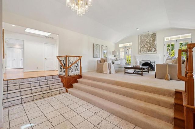 18074 Daves Avenue, Monte Sereno, CA 95030