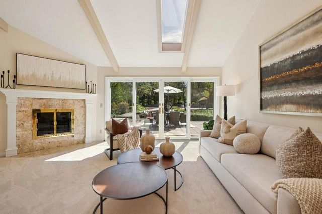 18074 Daves Avenue, Monte Sereno, CA 95030