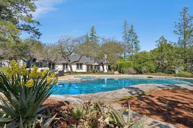 18074 Daves Avenue, Monte Sereno, CA 95030