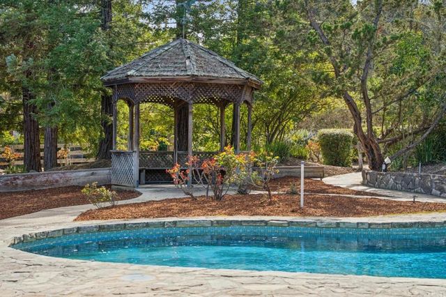 18074 Daves Avenue, Monte Sereno, CA 95030